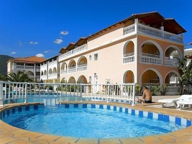 Lejlighedshotel Plessas Palace 3*